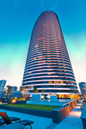 Oracle Resort Broadbeach - GCLR